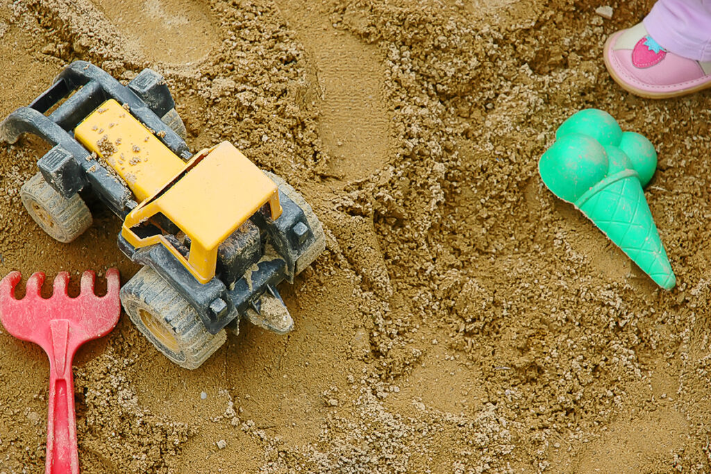 playing with sand